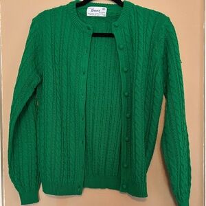 Deans of Scotland Cardigan. Hand frame Knitted in Jainwan. 100% Acrylic yarn.